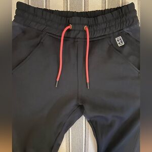 NikeCourt Black Joggers 🎾